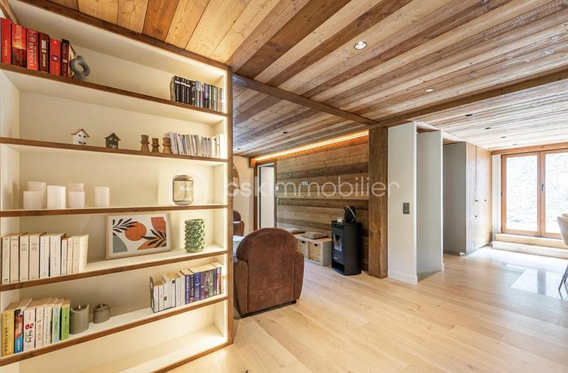 Châlet - 216 m² - 9 pièces