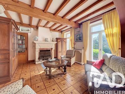 Maison - 200 m² - 8 pièces