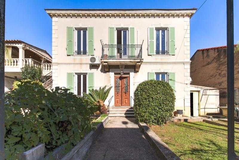 Maison de maîtres - 150 m² - 7 pièces