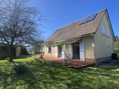 Maison - 144 m² - 7 pièces