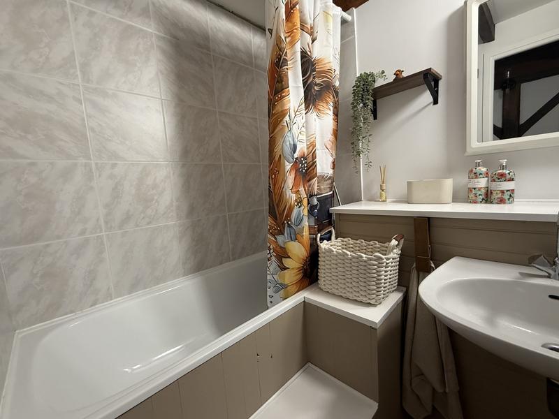 Maison - 340 m² - 17 pièces