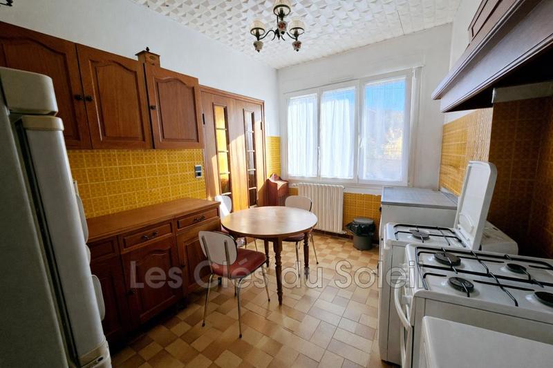 Maison de ville - 202 m² - 9 pièces