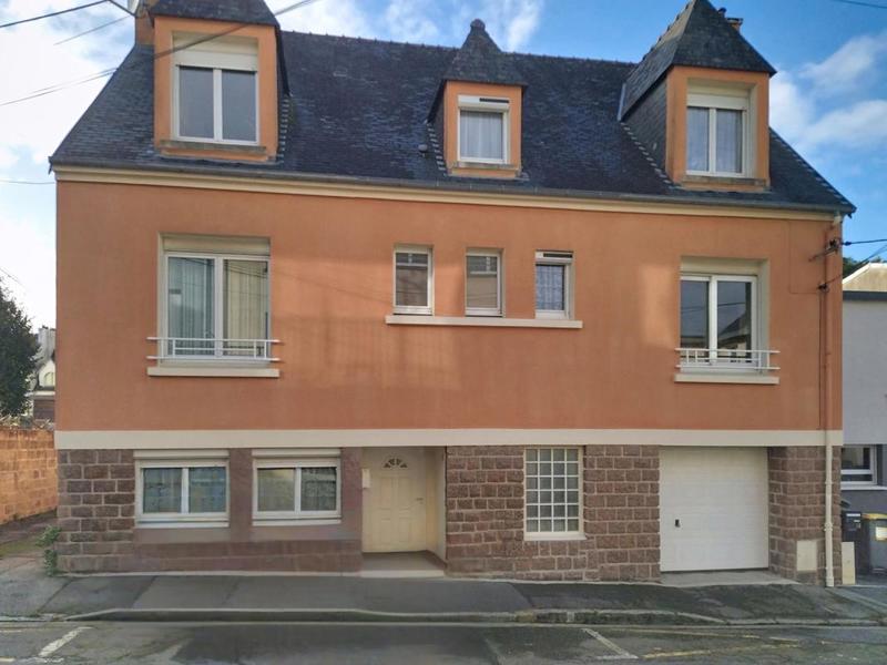 Maison - 192 m² - 8 pièces