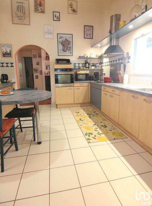 Local commercial - 675 m²