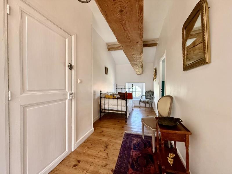 Maison bourgeoise - 258 m² - 10 pièces