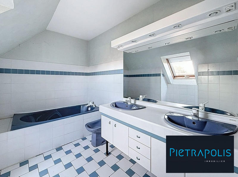 Maison - 130 m² - 6 pièces