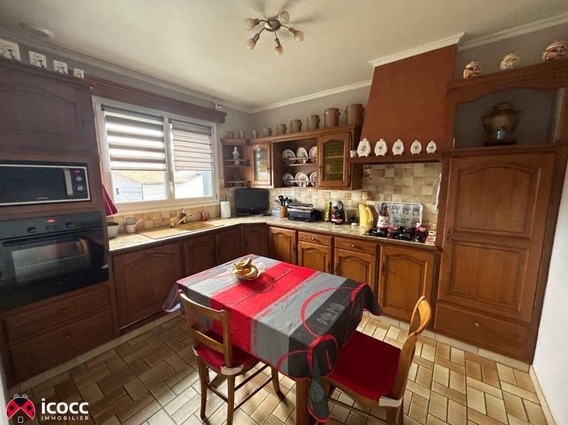 Pavillon - 120 m² - 8 pièces