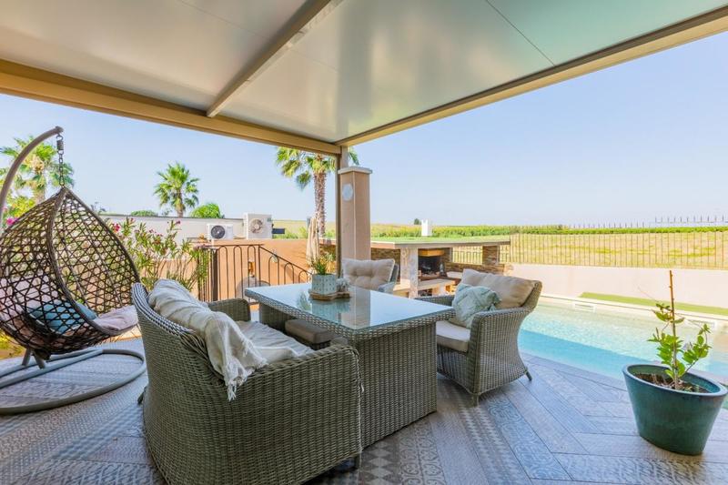 Demeure - 231 m² - 5 pièces