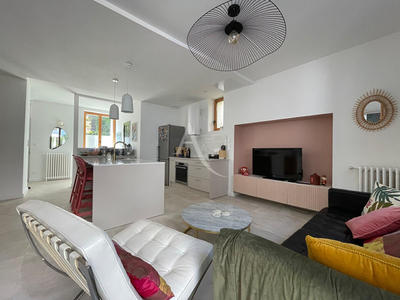 Maison - 141 m² - 6 pièces