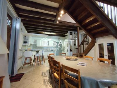 Maison - 111 m² - 6 pièces