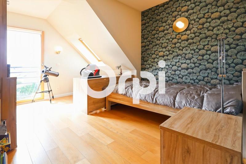Maison - 172 m² - 7 pièces