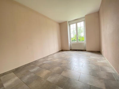 Appartement - 90 m² - 3 pièces