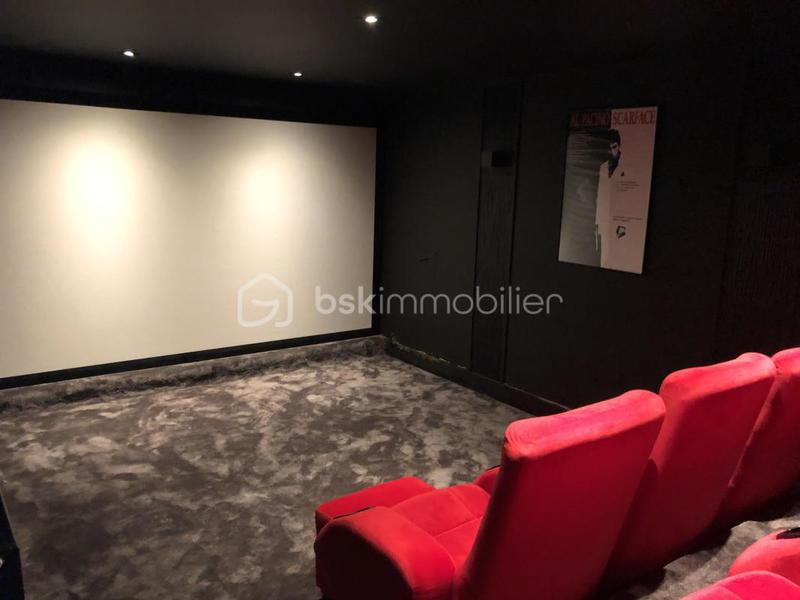 Maison - 165 m² - 6 pièces