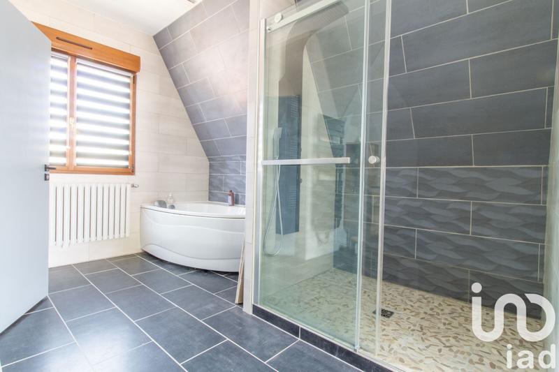 Maison - 165 m² - 6 pièces
