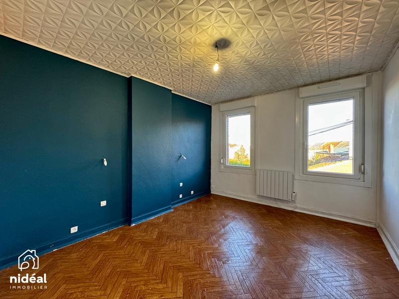 Maison - 80 m² - 4 pièces