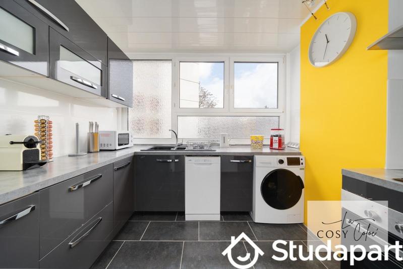 Chambre - 10 m² - 1 pièce