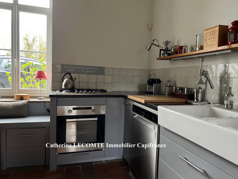 Maison - 285 m² - 10 pièces