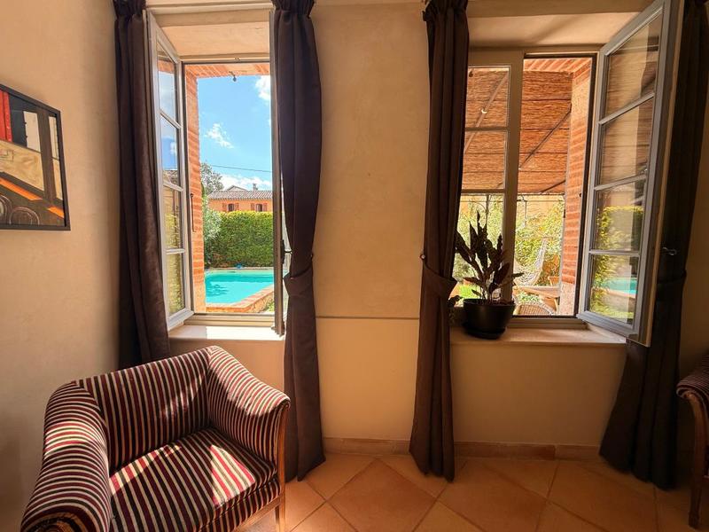 Maison de maîtres - 434 m² - 7 pièces