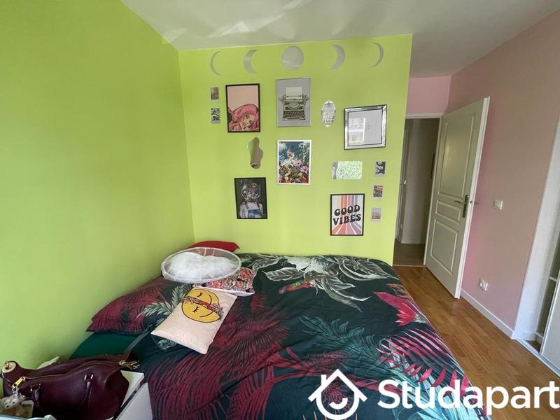 Chambre - 10 m² - 1 pièce