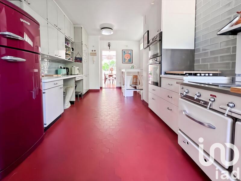 Appartement - 205 m² - 9 pièces