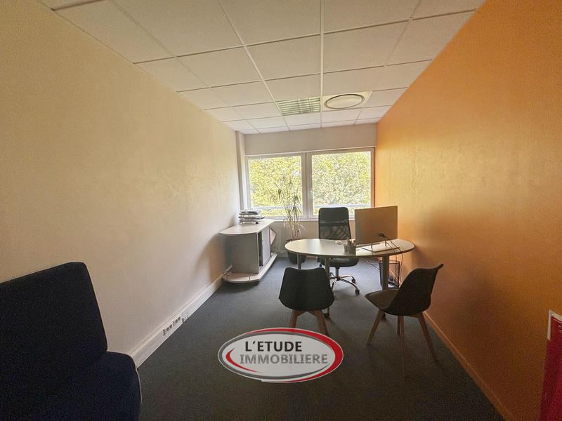 Bureau - 100 m² - 4 pièces