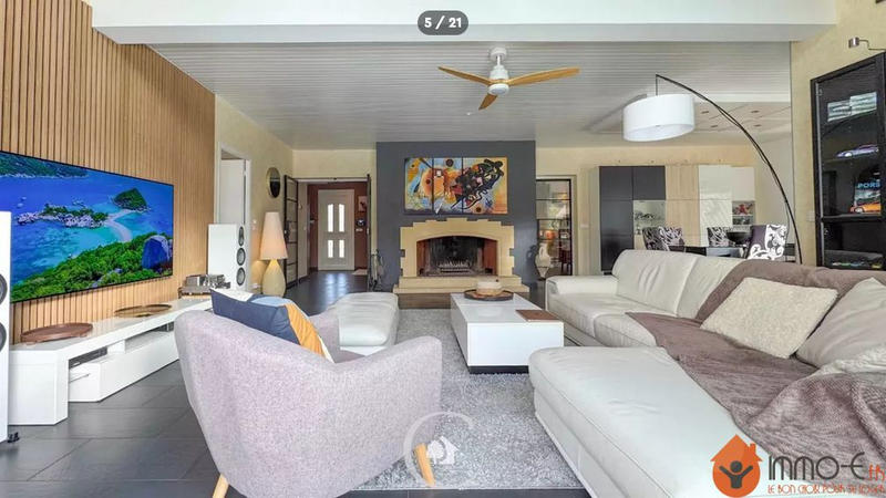 Maison - 315 m² - 9 pièces