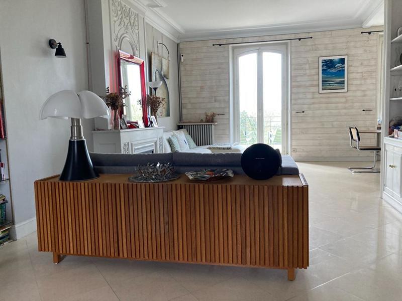 Demeure - 184 m² - 6 pièces