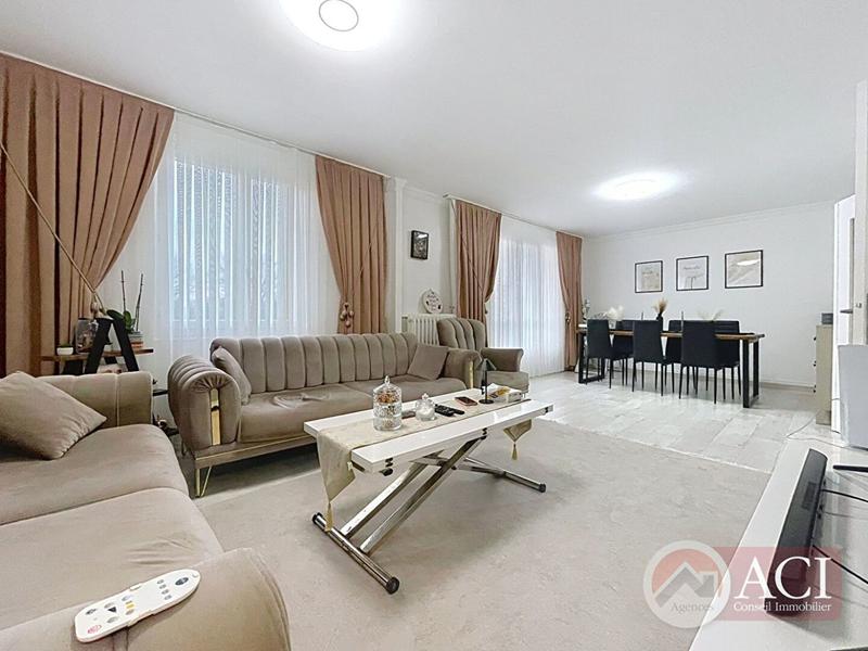 Appartement - 75 m² - 4 pièces