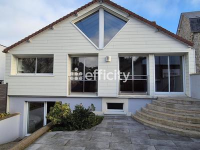 Maison - 142 m² - 7 pièces