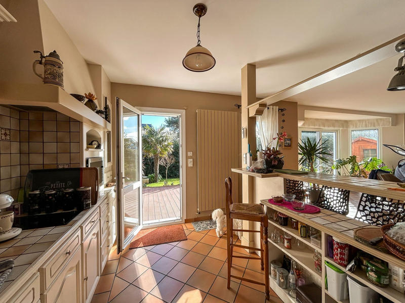 Maison - 216 m² - 7 pièces