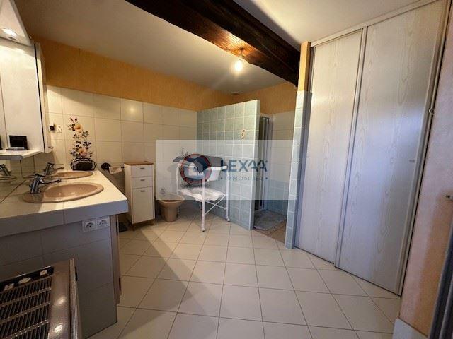 Maison - 170 m² - 5 pièces