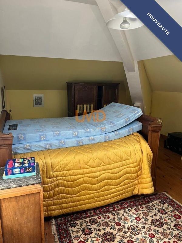 Maison - 274 m² - 9 pièces