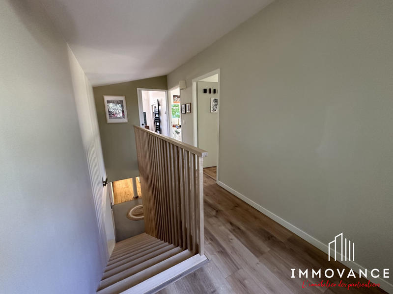 Maison contemporaine - 264 m² - 6 pièces