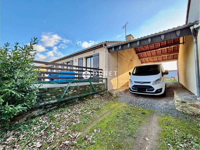 Maison - 99 m² - 6 pièces