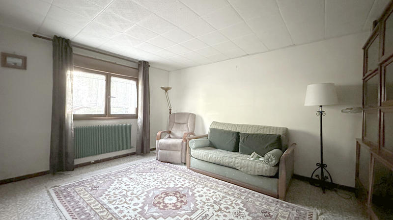 Maison - 260 m² - 10 pièces