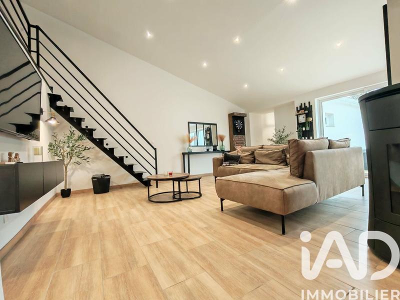 Maison - 112 m² - 6 pièces