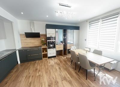 Appartement - 80 m² - 5 pièces