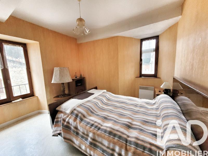 Maison de ville - 116 m² - 9 pièces