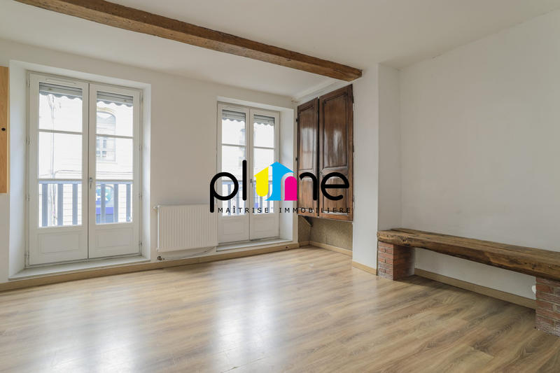 Appartement - 105 m² - 5 pièces