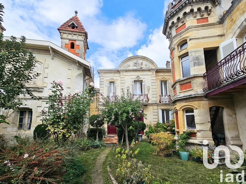 Maison - 170 m² - 9 pièces