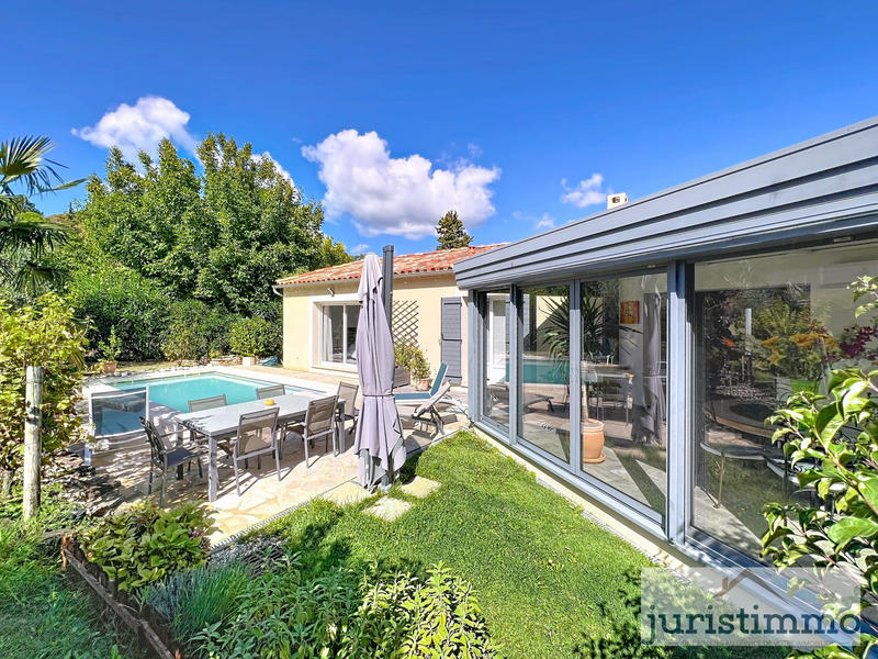 Villa - 111 m² - 6 pièces