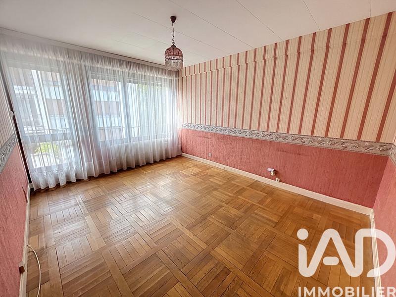 Appartement - 95 m² - 4 pièces