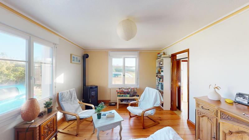 Maison - 102 m² - 5 pièces