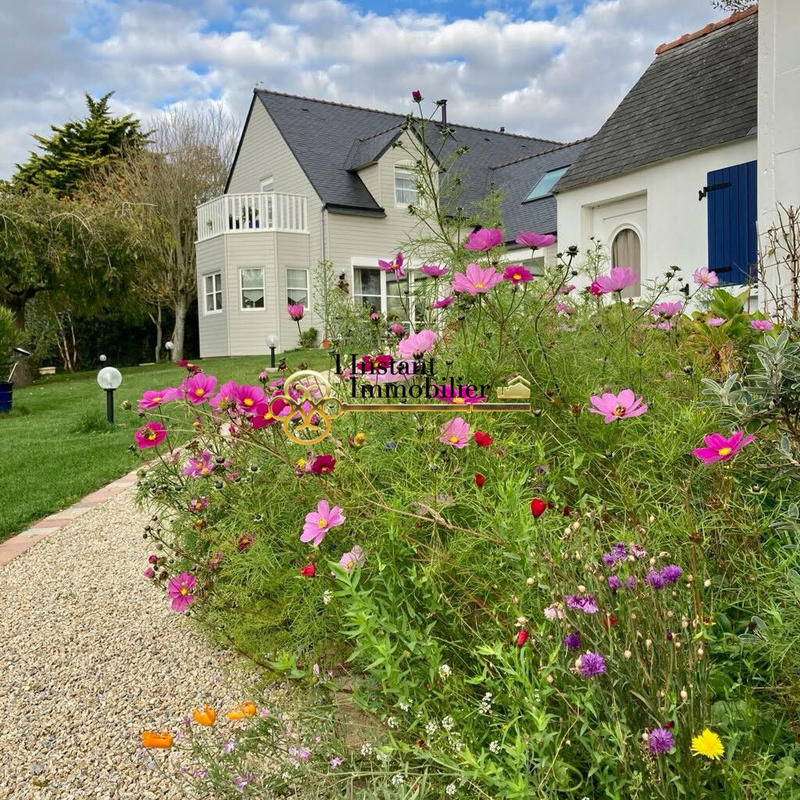 Demeure - 290 m² - 8 pièces