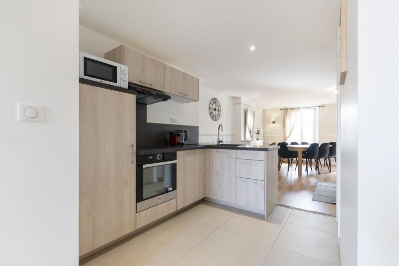 Appartement - 84 m² - 6 pièces