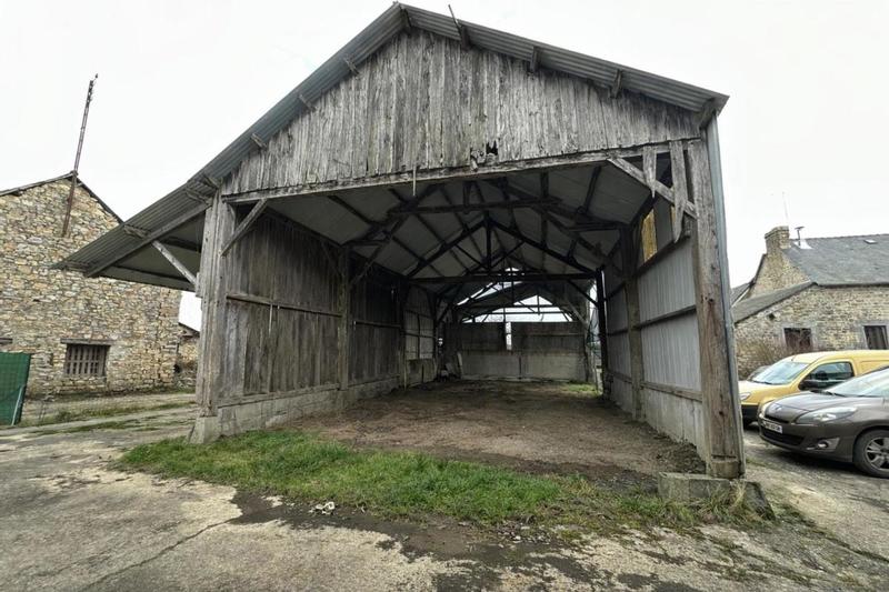 Corps de ferme - 185 m² - 8 pièces