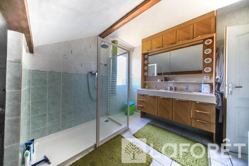 Maison - 150 m² - 7 pièces