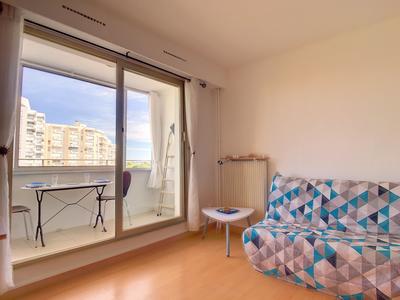 Studio - 18 m² - 1 pièce