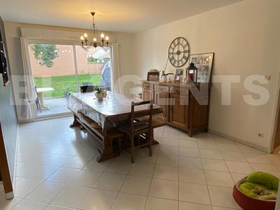 Maison - 88 m² - 4 pièces