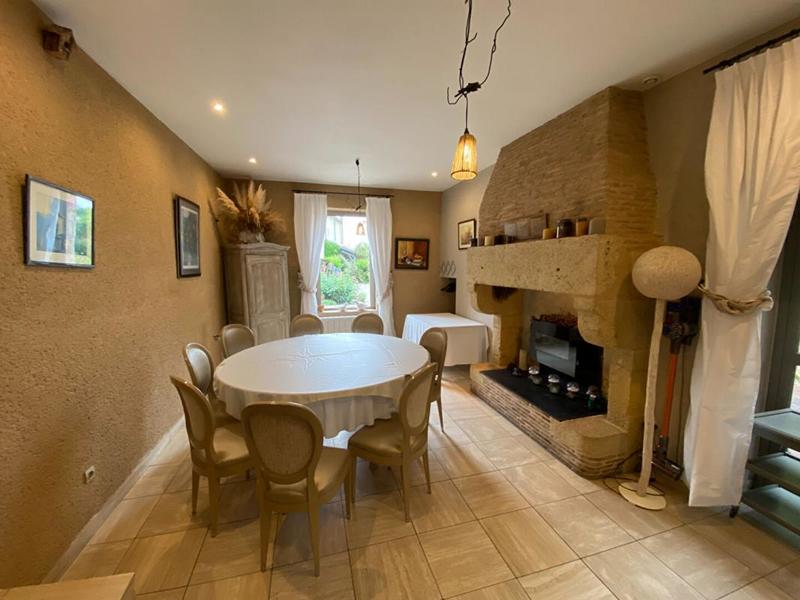 Maison - 700 m² - 15 pièces